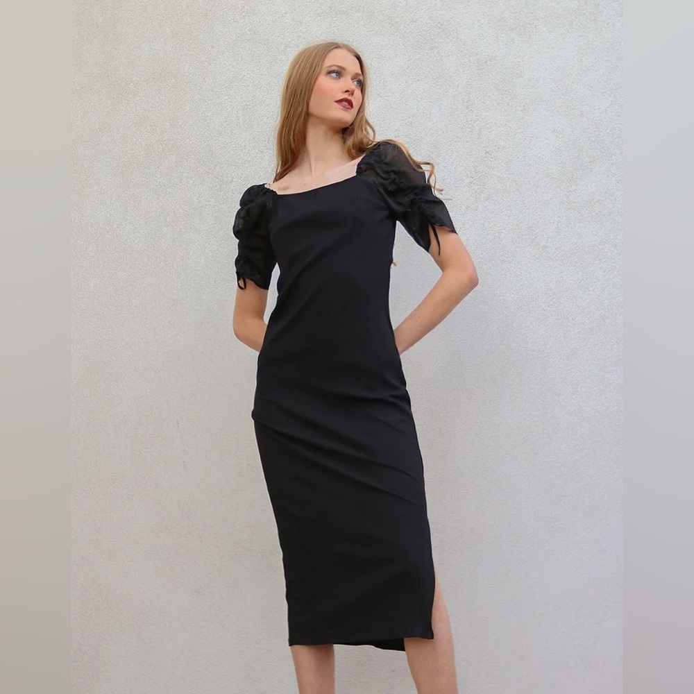 NWT Eira Fitted Midi Ribbed Dress - Black